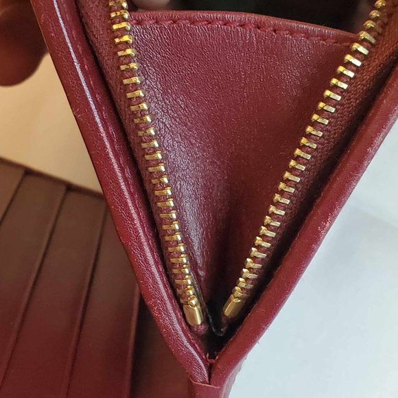 GUCCI Vintage Bordeaux Leather Compact Wallet w COA - Picture 14 of 16